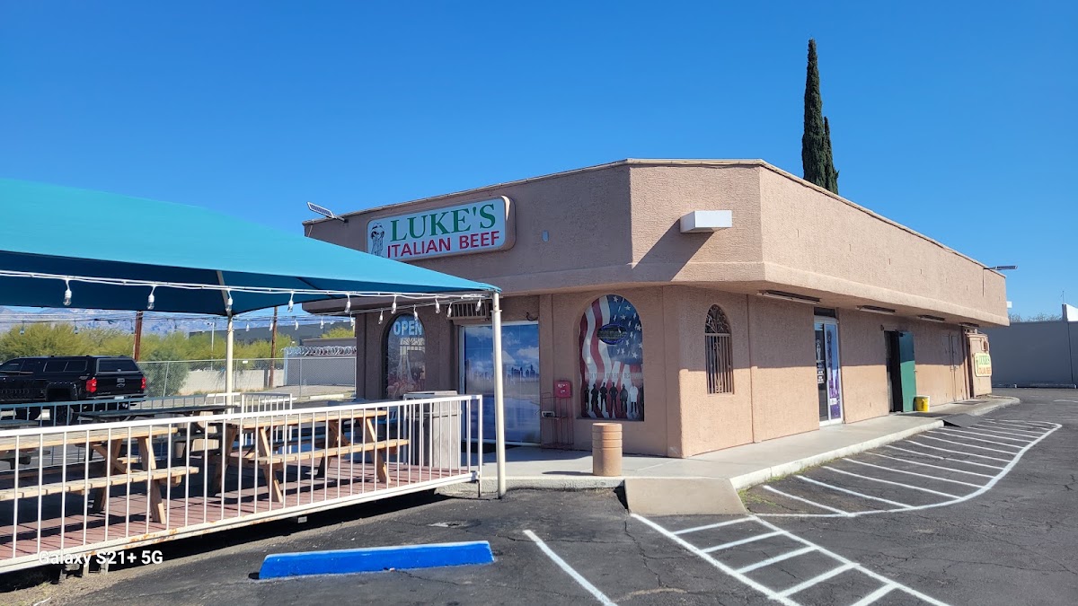 Luke's Italian Beef